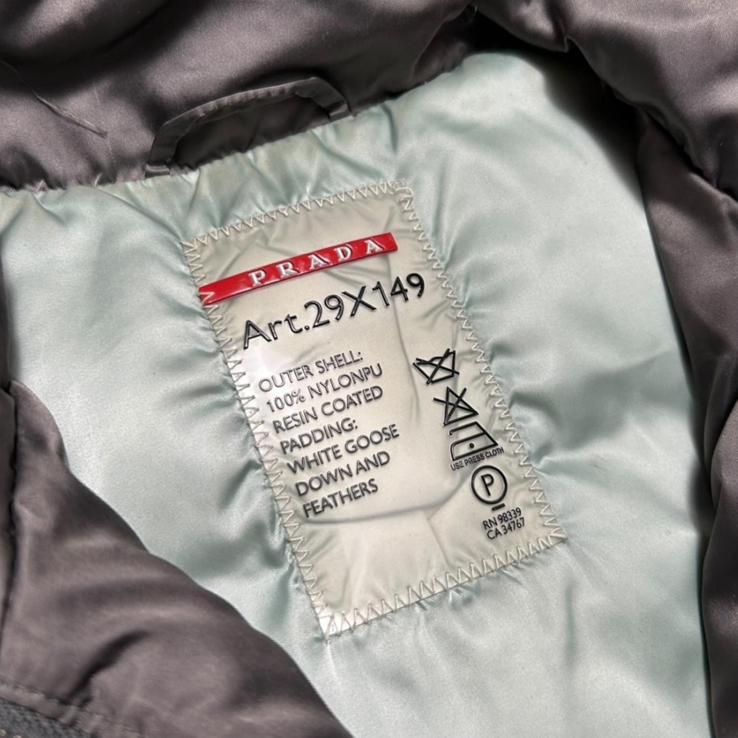 Prada Puffer Gilet (6uk)