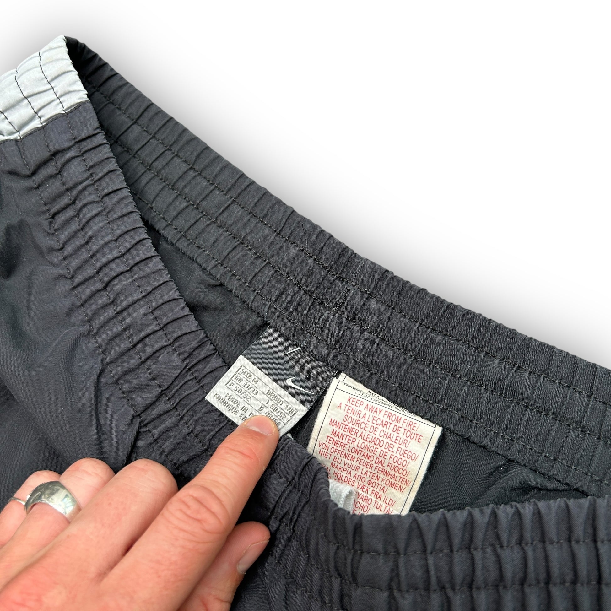 00s Nike Shield Shorts (M)