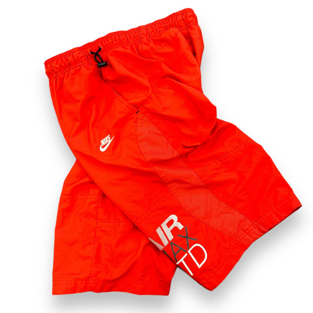 00s Red Nike Air Max Shorts (S)