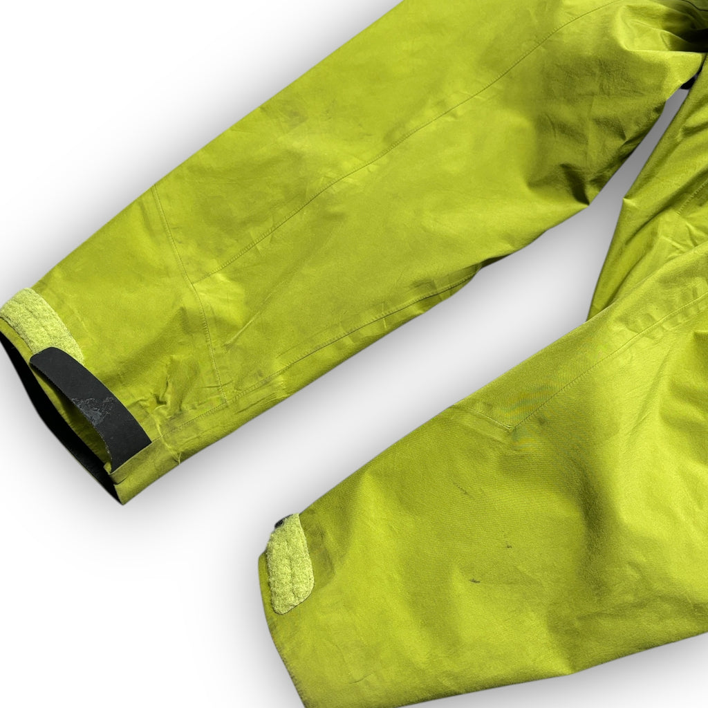 Arc'teryx Gore-tex Pro Beta Jacket (XL)