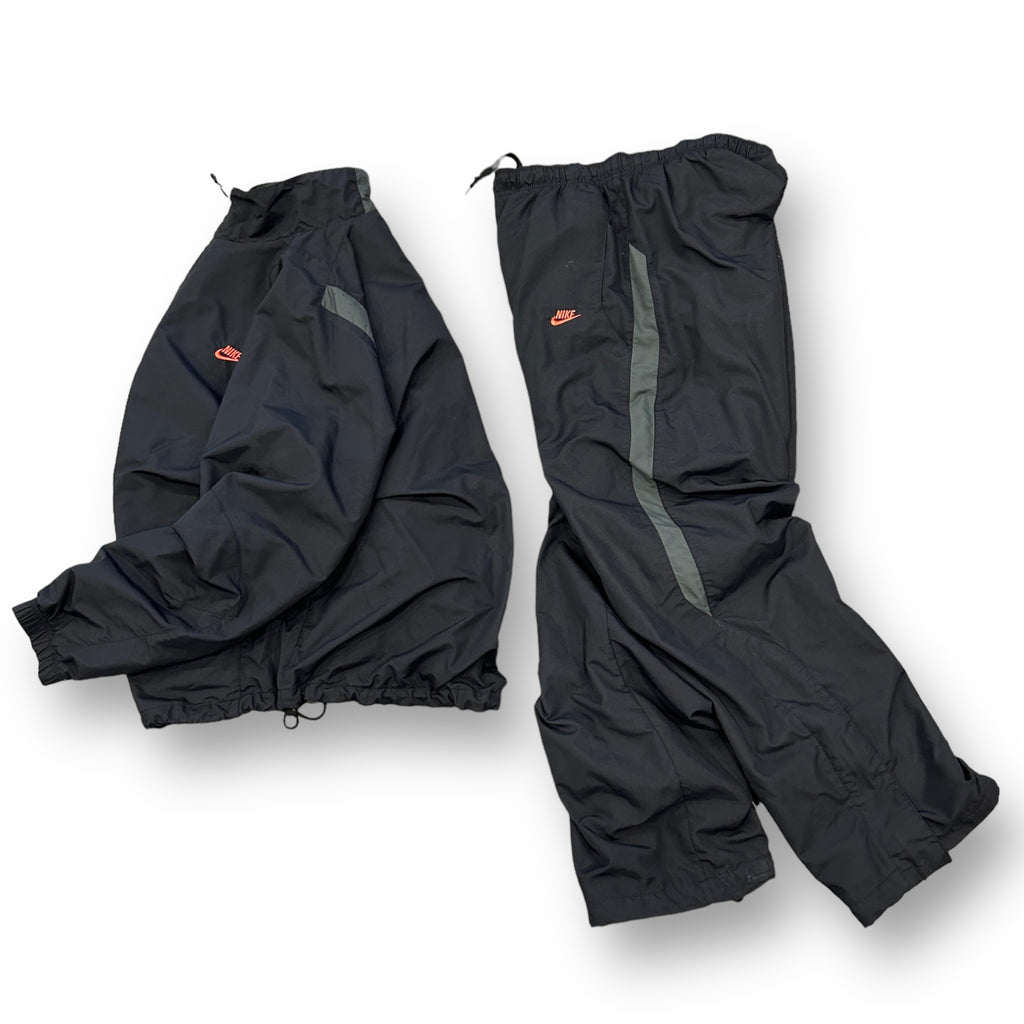 Nike 2000's AirMax LTD Full tracksuit (M)