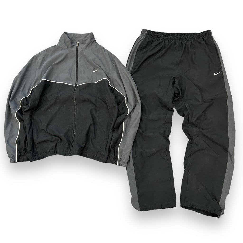 00's Baggy Full Nike Tracksuit (XL)