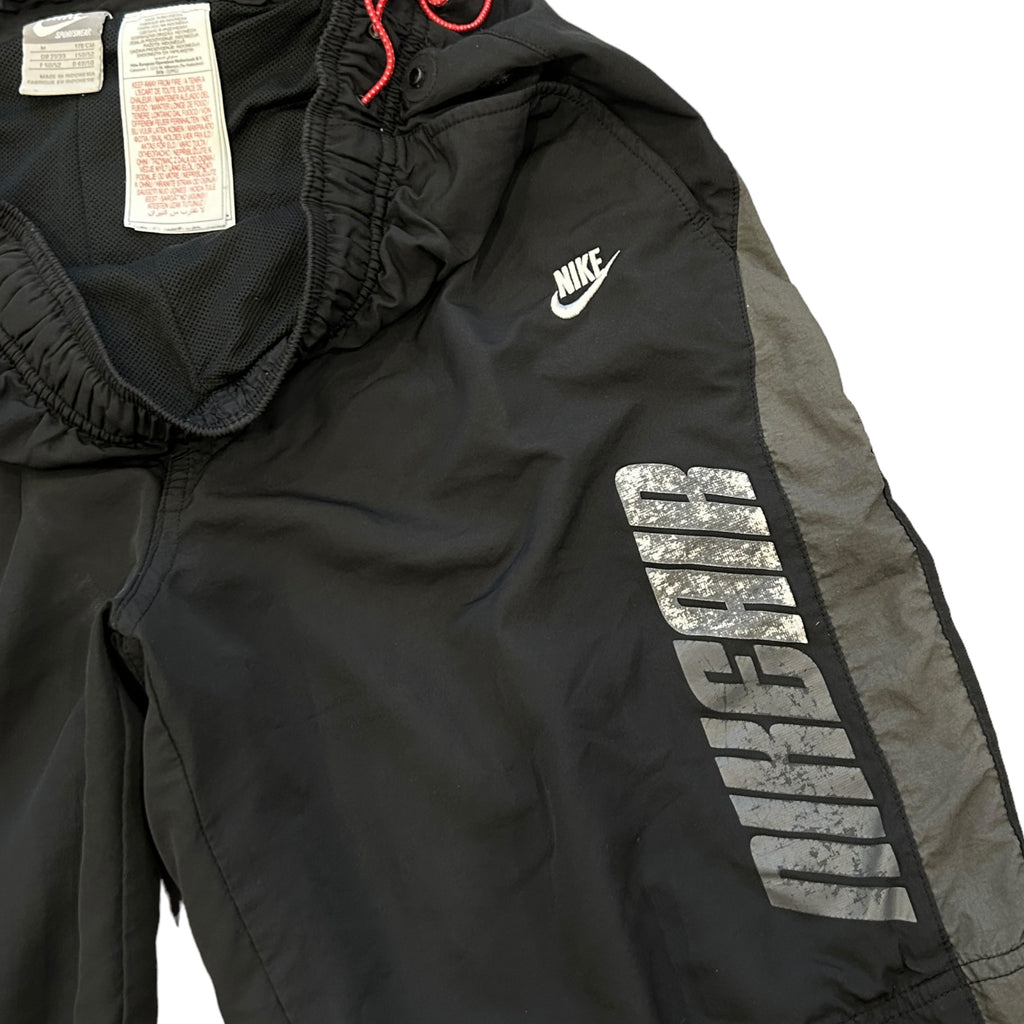 00s Black Nike Air Max Shorts (M)