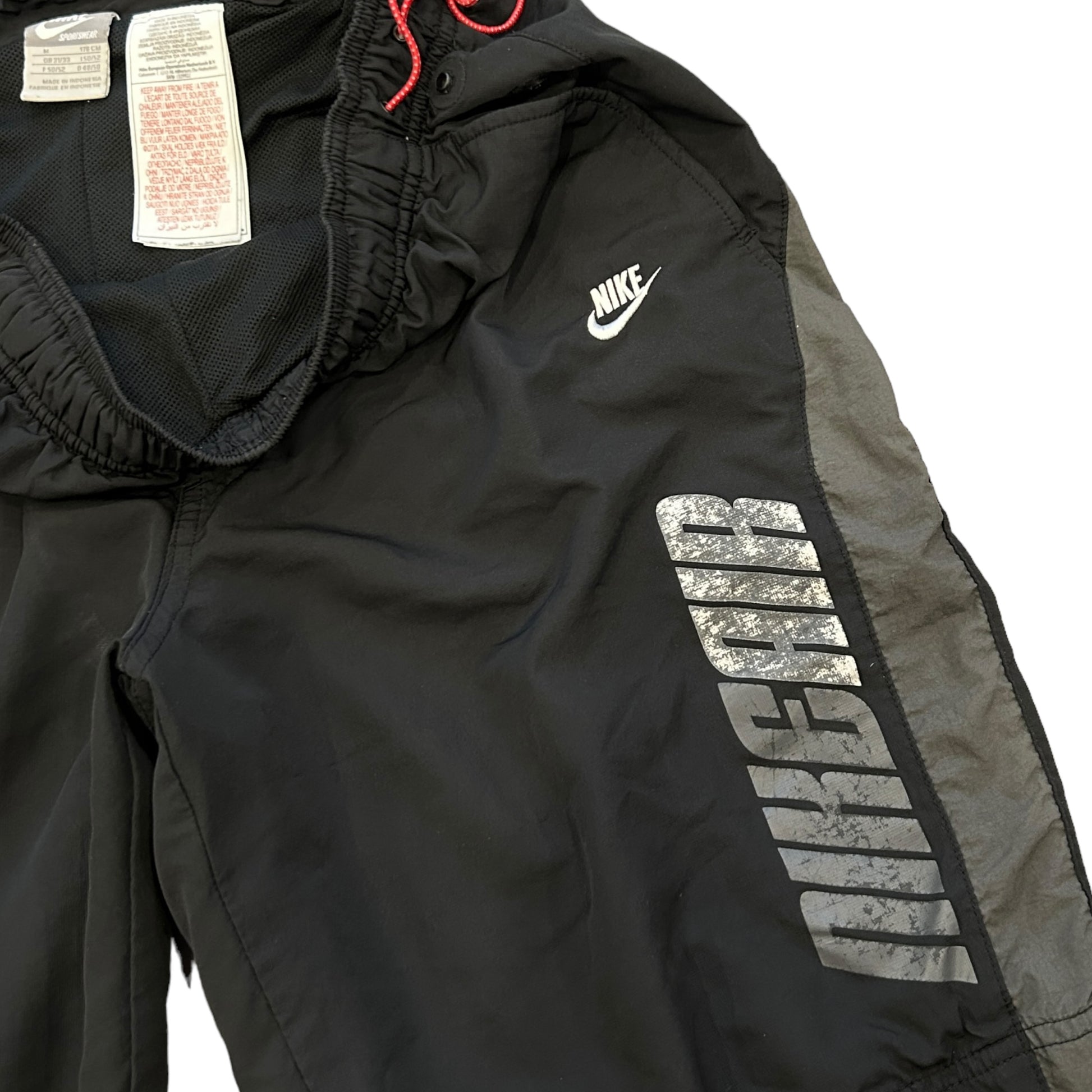 00s Black Nike Air Max Shorts (M)