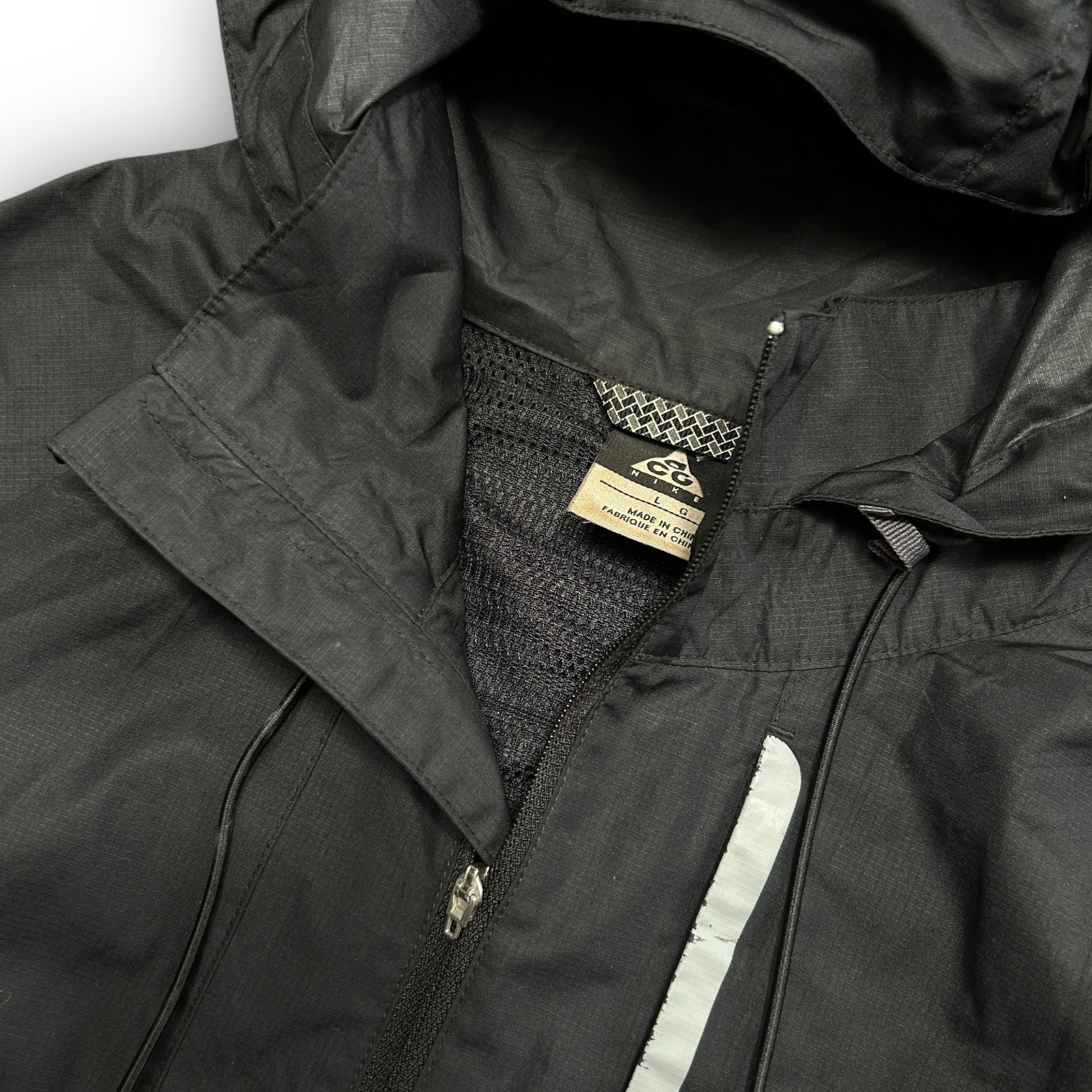 00s Nike ACG Lightweight Jacket (L)