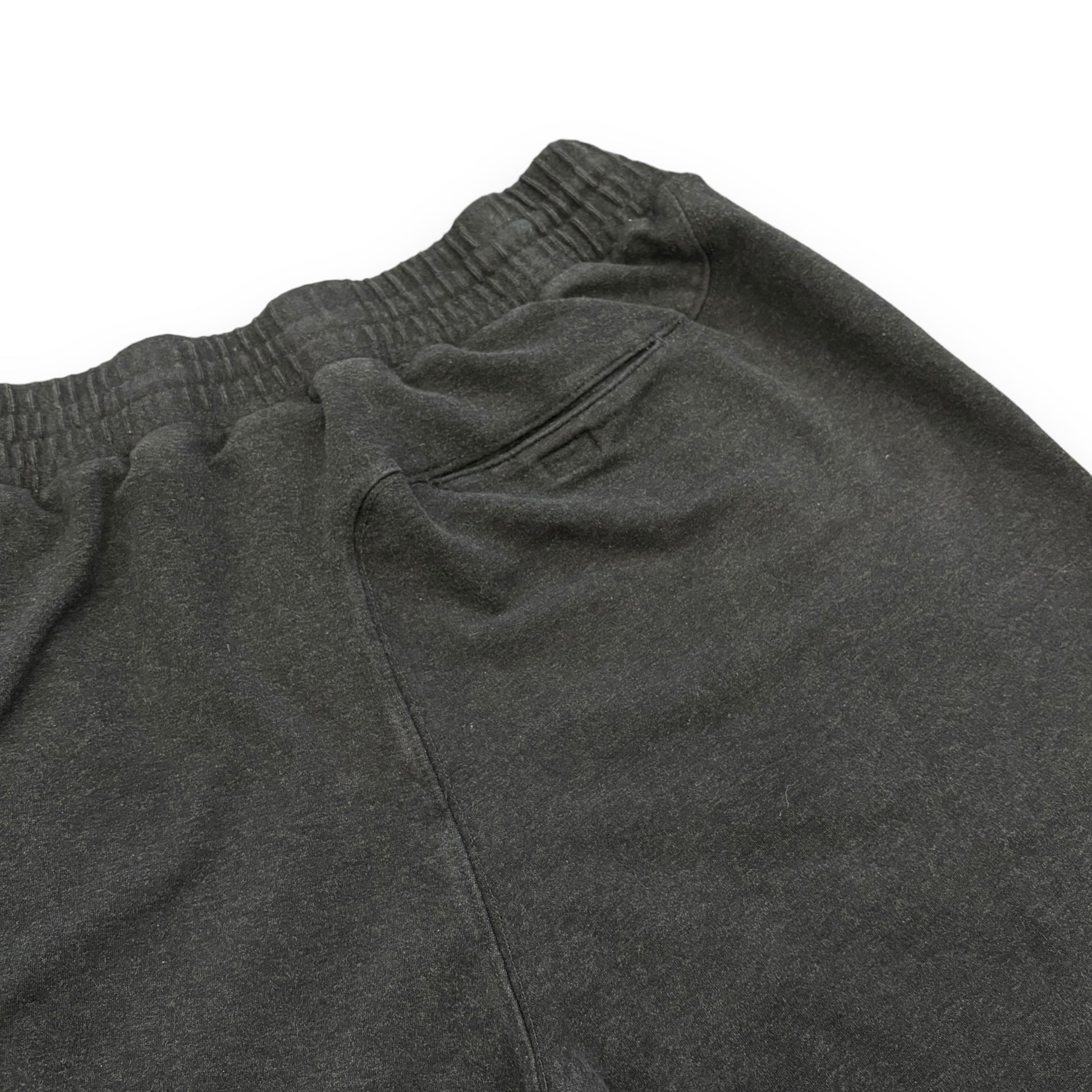 00's Grey Nike Shorts (XL)