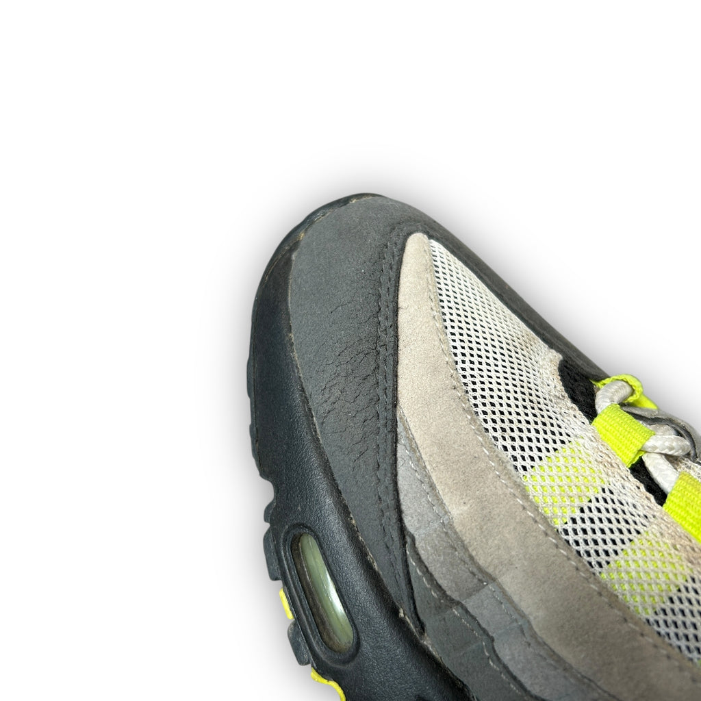 2015 Nike Air Max 95 OG Neon (7.5UK)