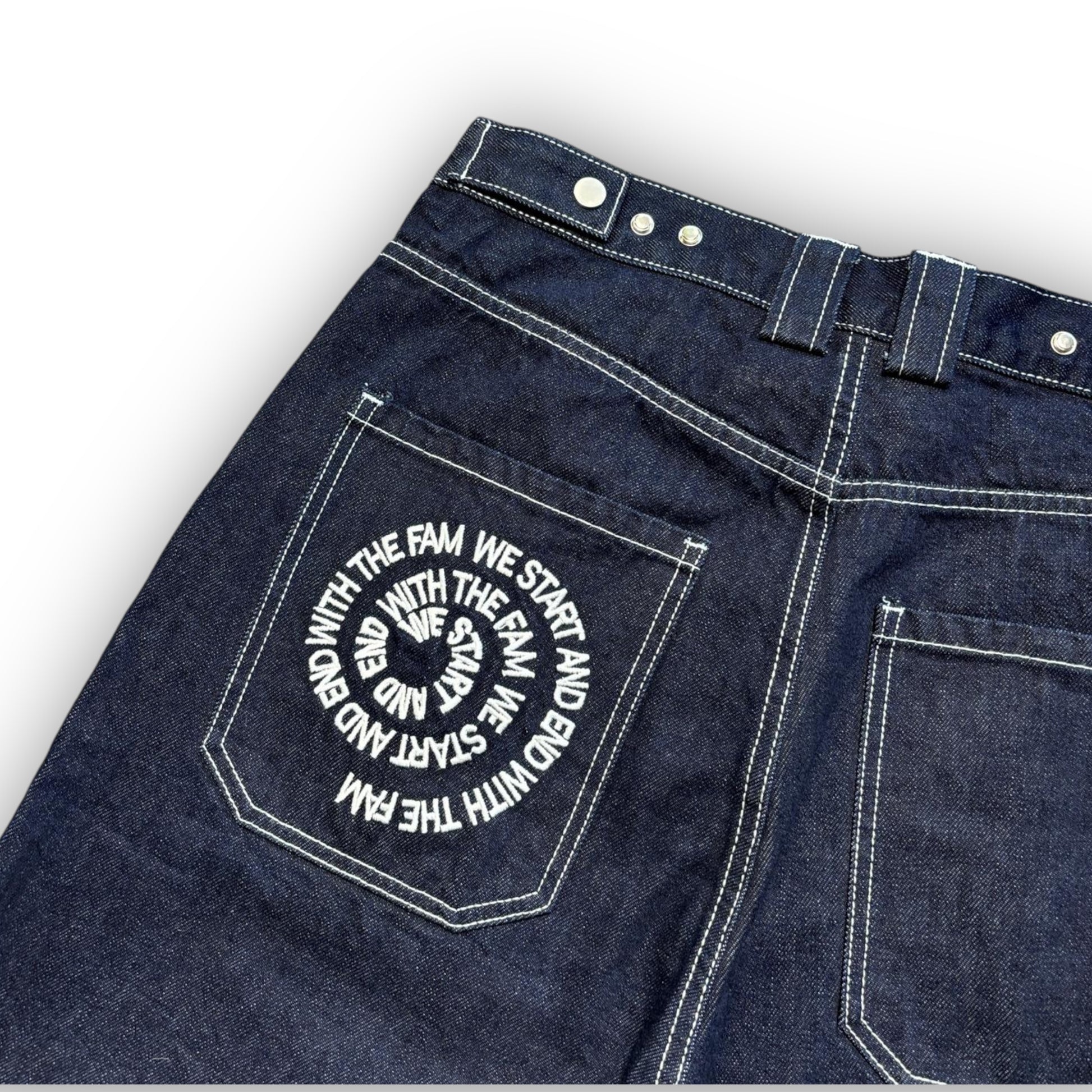 La Fam Embroidered Baggy Jorts (M)
