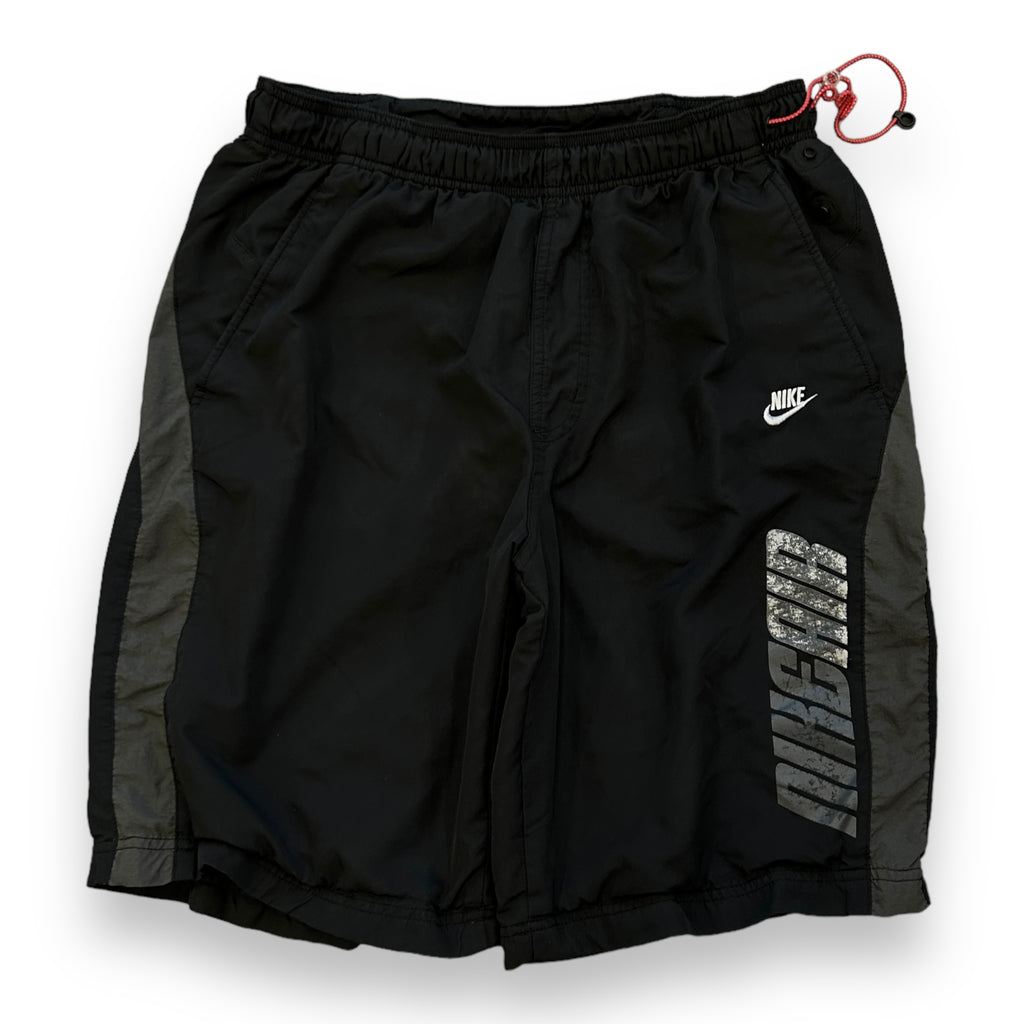 00s Black Nike Air Max Shorts (M)