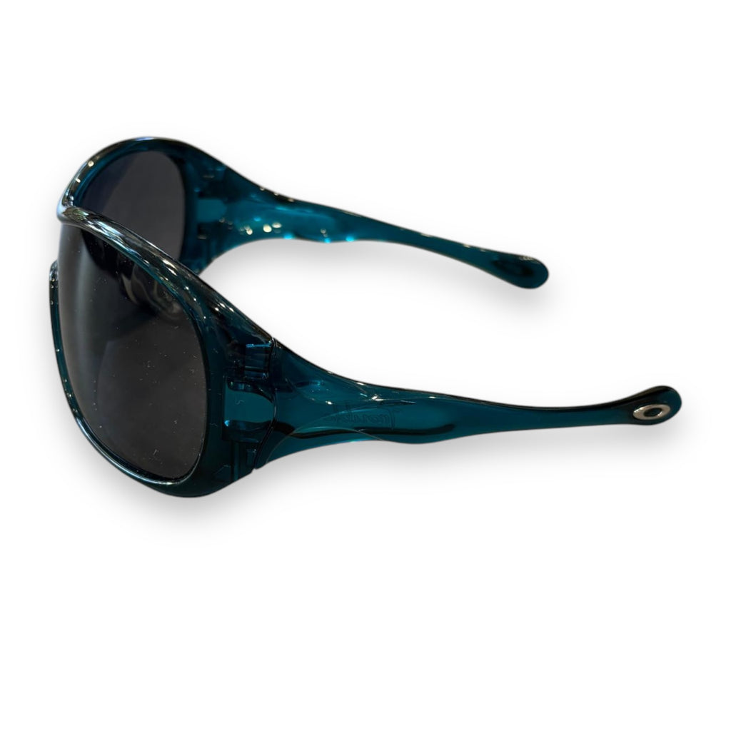 Oakley Wrap-around Sunglasses