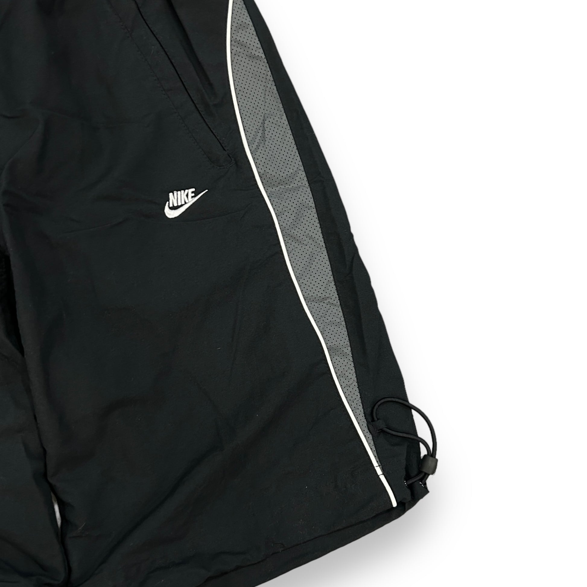 00s Nike Shorts (S)