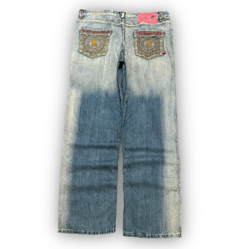 00s Akademiks Skull Embroidered Jeans (40")