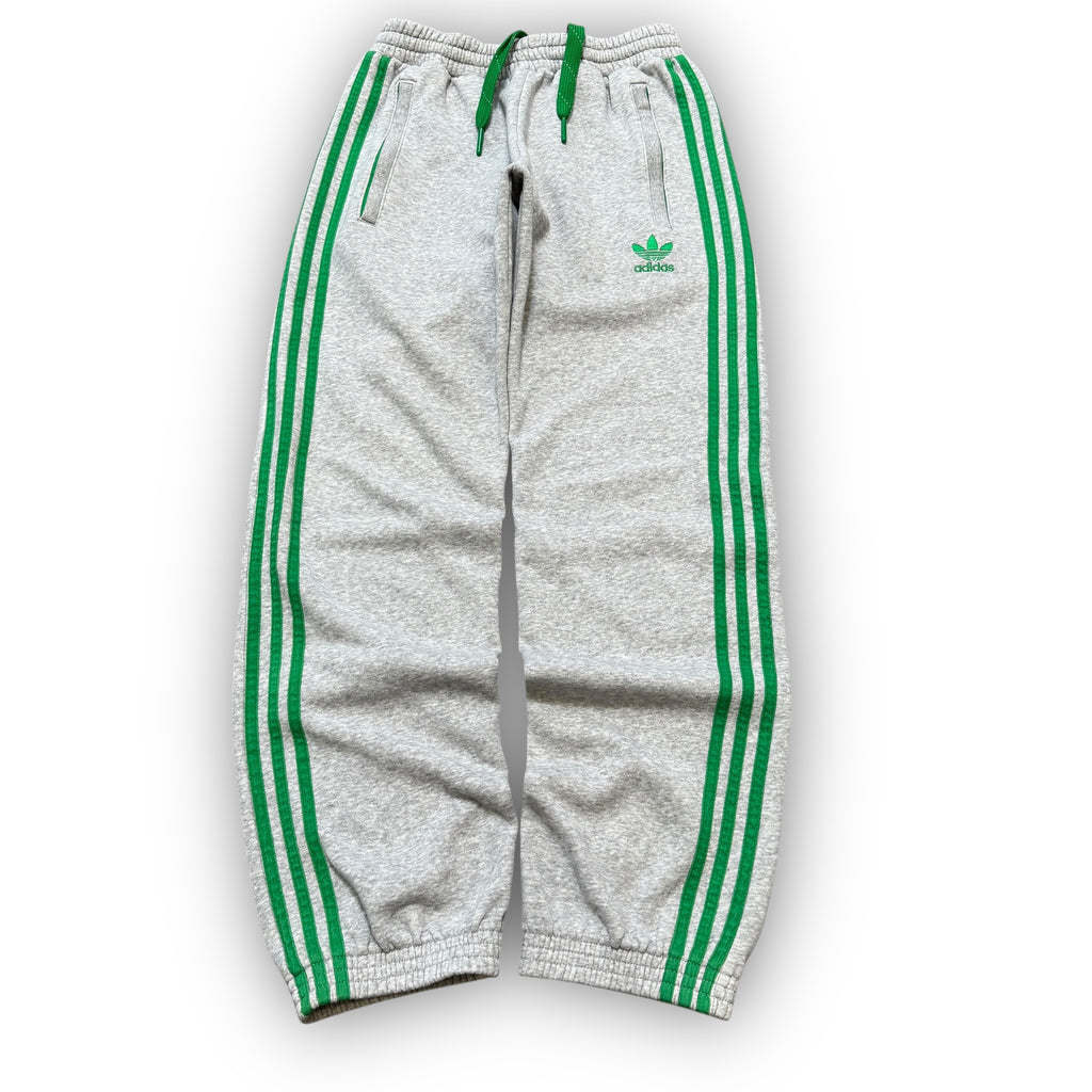 Adidas Essentials Joggers (XS)