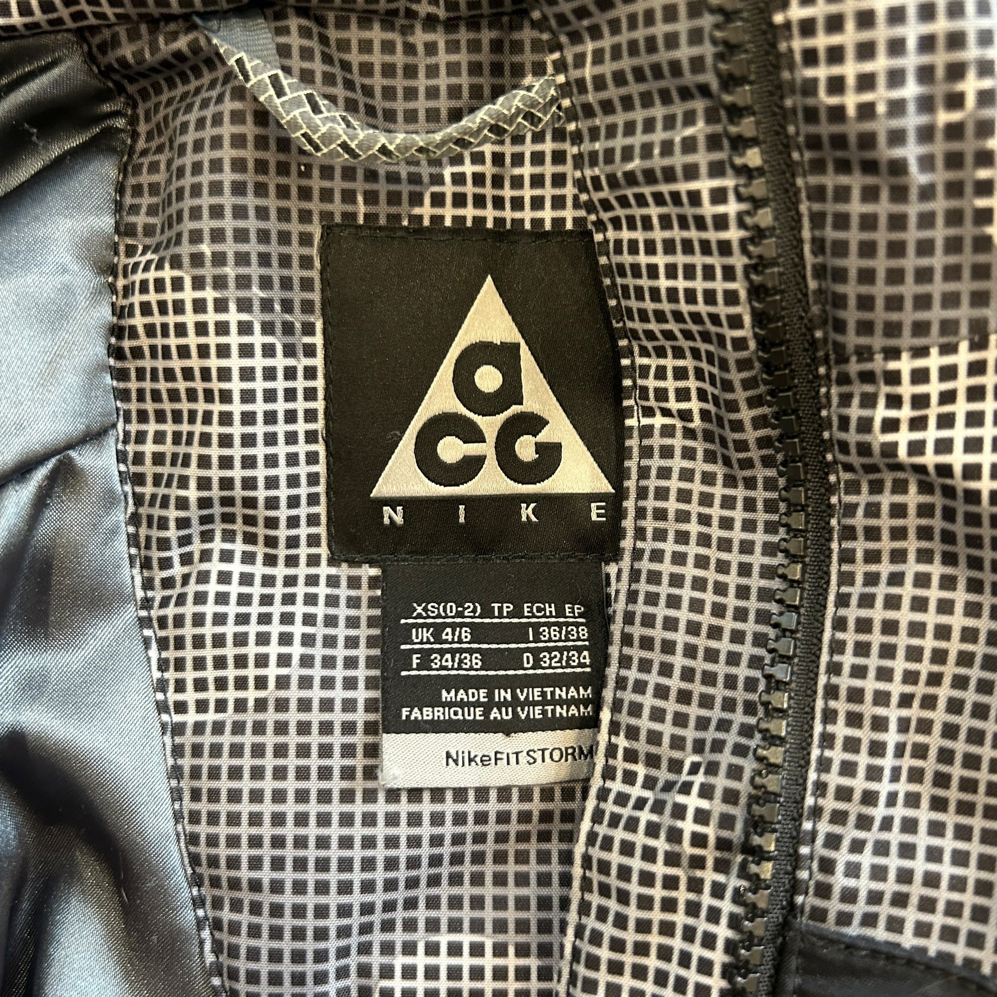 Nike ACG Storm Fit Jacket (S)