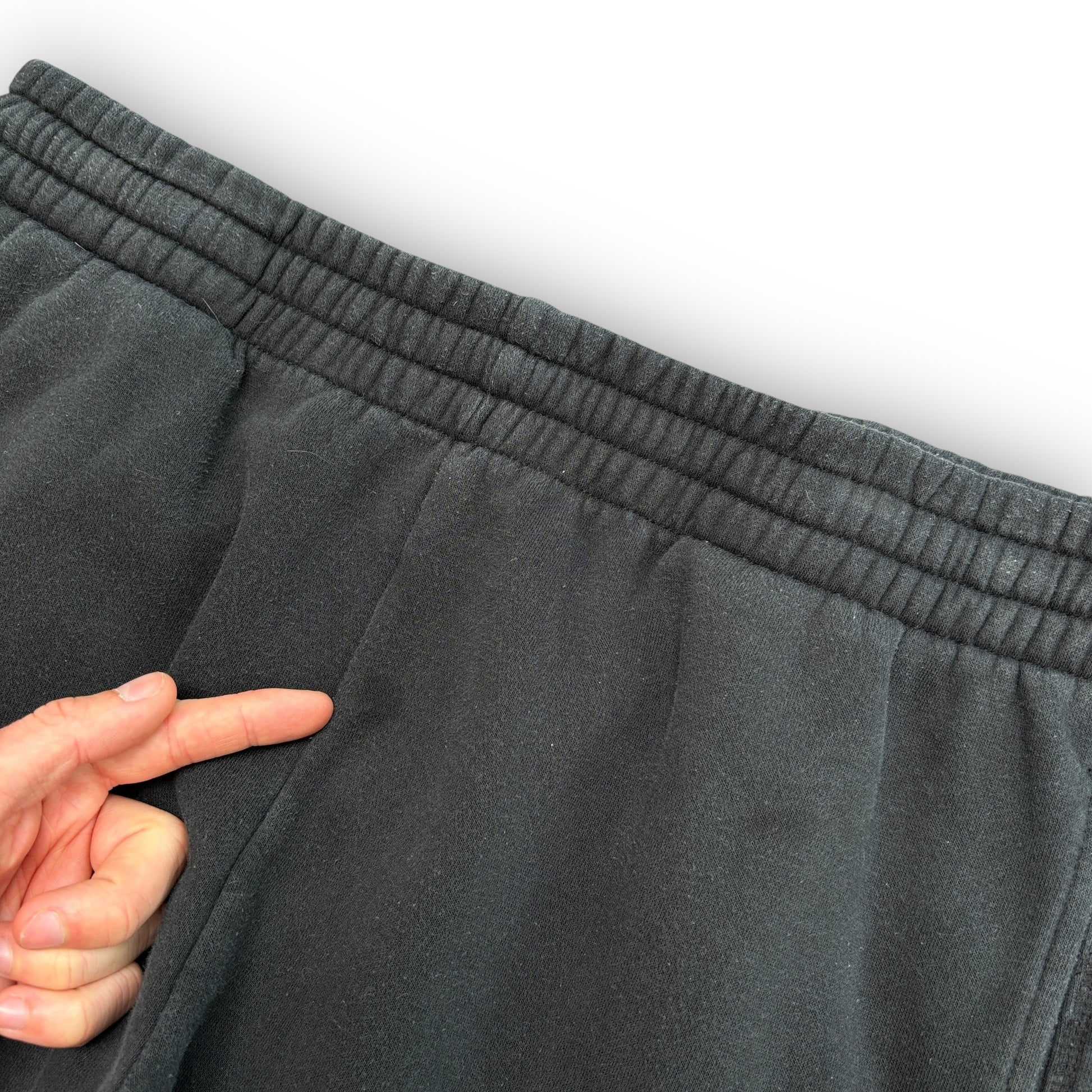 00s Black Nike Joggers (L)