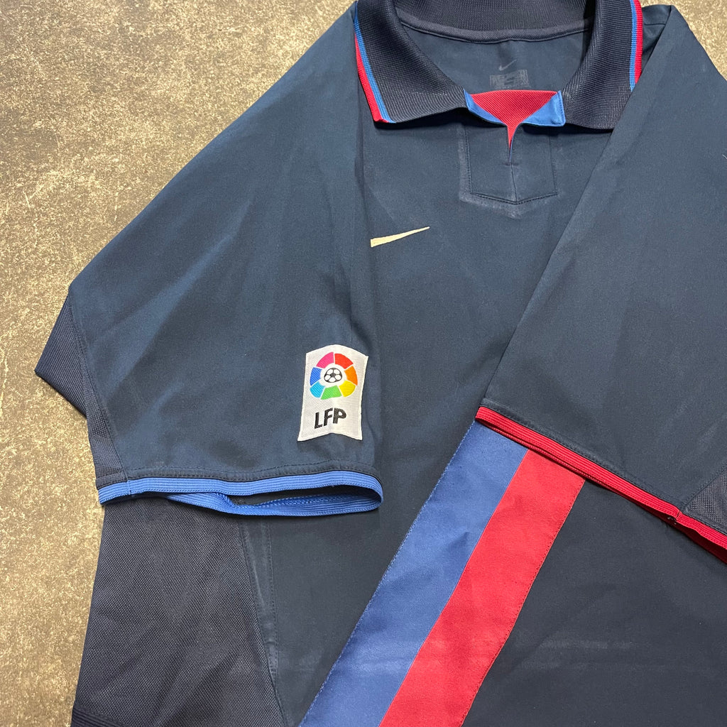 2002/03 Barcelona Away Football Shirt