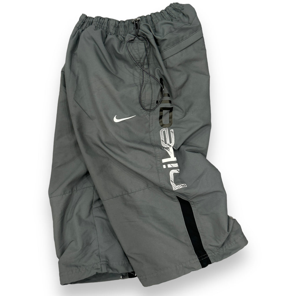 00s Grey Nike Air Shorts (M)