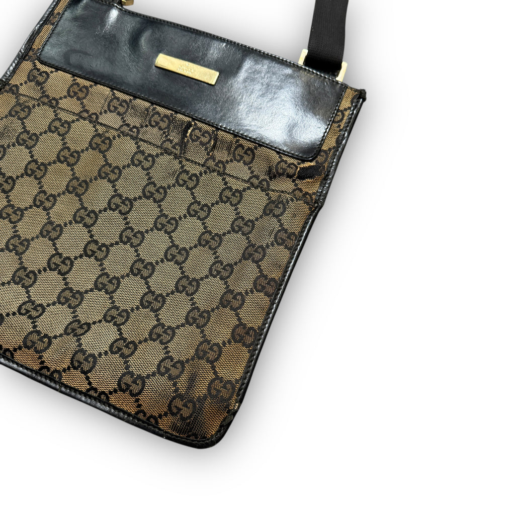 Vintage Gucci GG Side Messenger Bag