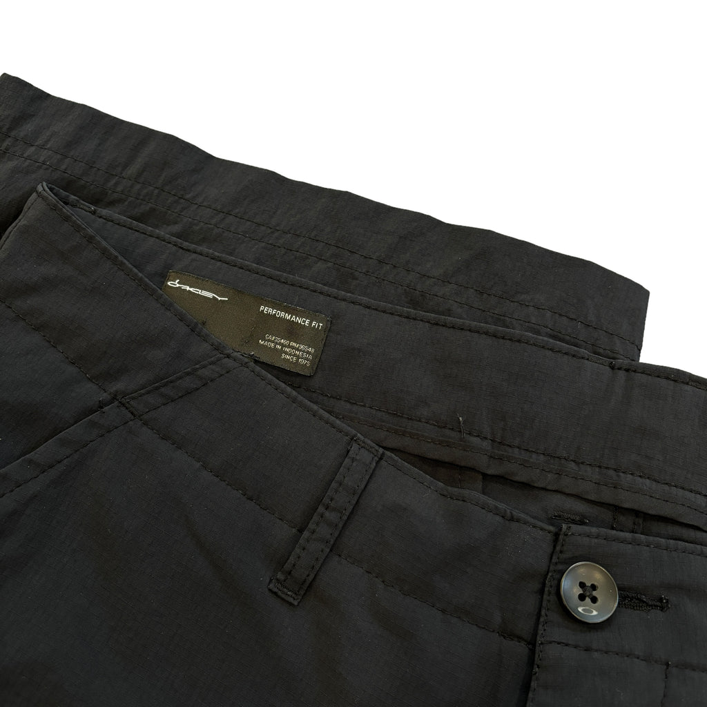 00's Oakley Utility Shorts (34W)