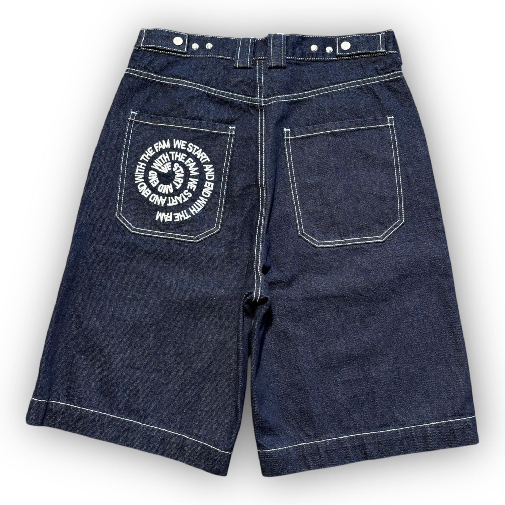 La Fam Embroidered Baggy Jorts (M)