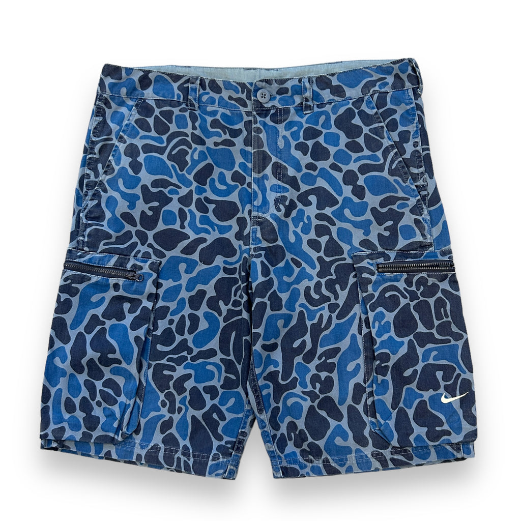 00s Nike Camo Shorts (M)