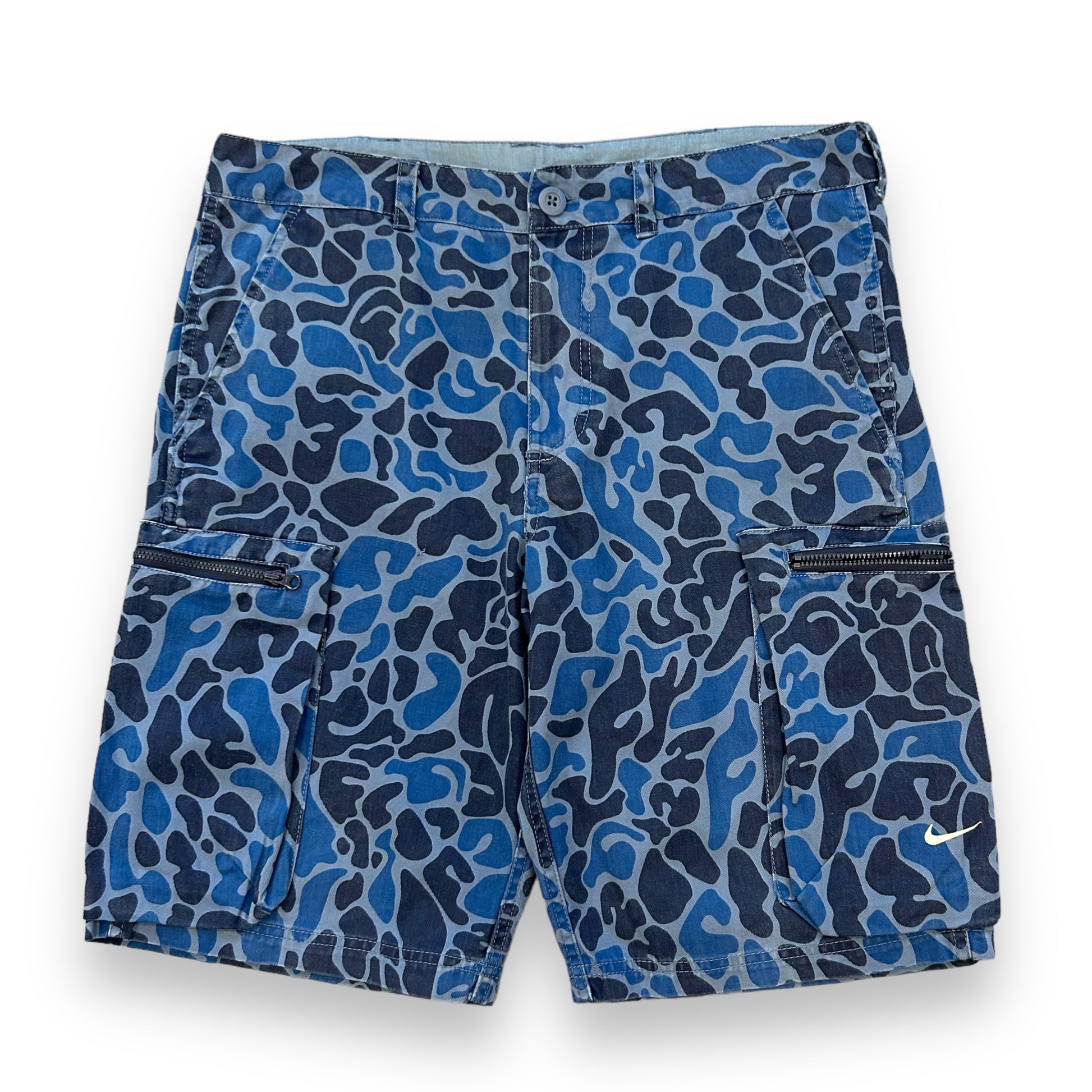 00s Nike Camo Shorts (M)