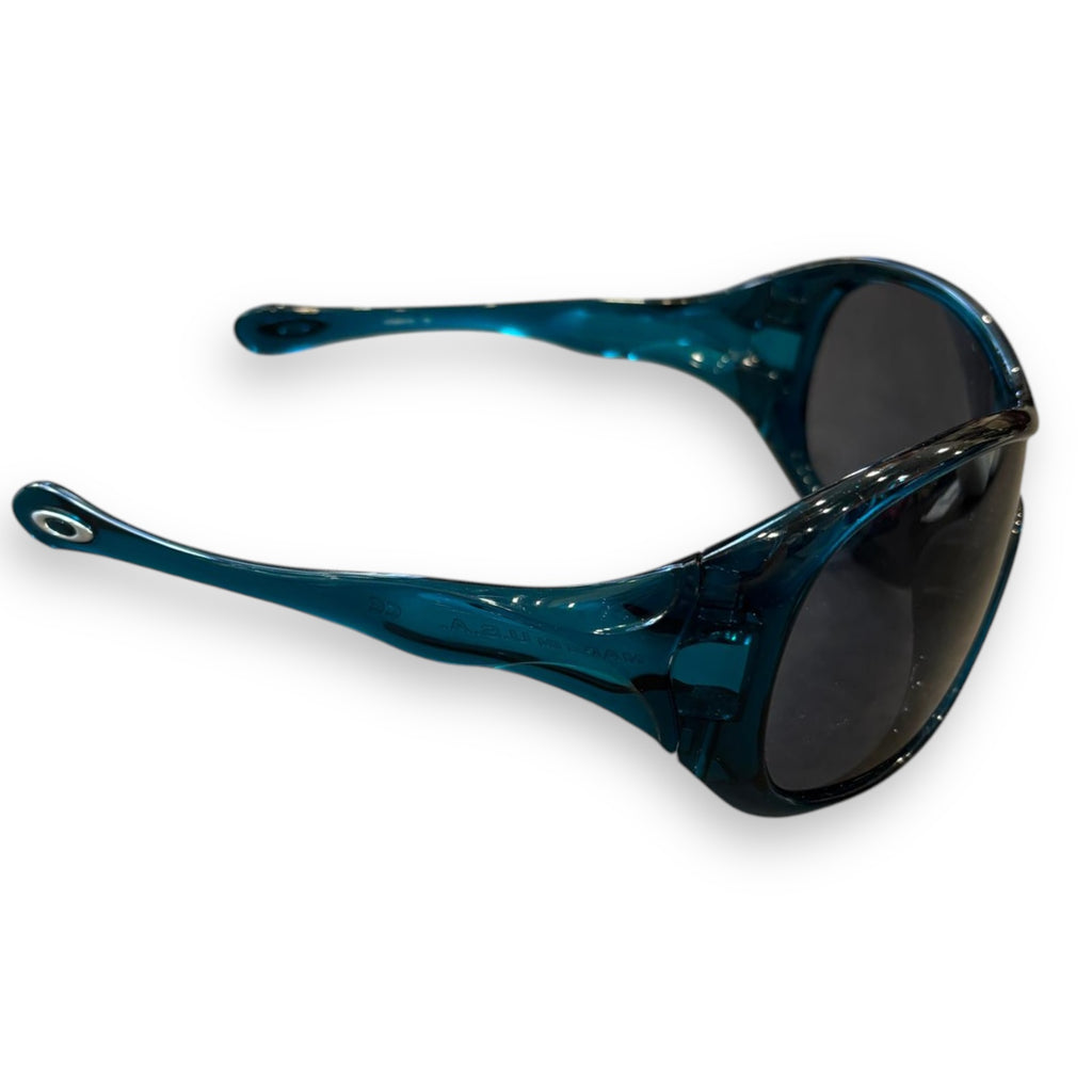 Oakley Wrap-around Sunglasses