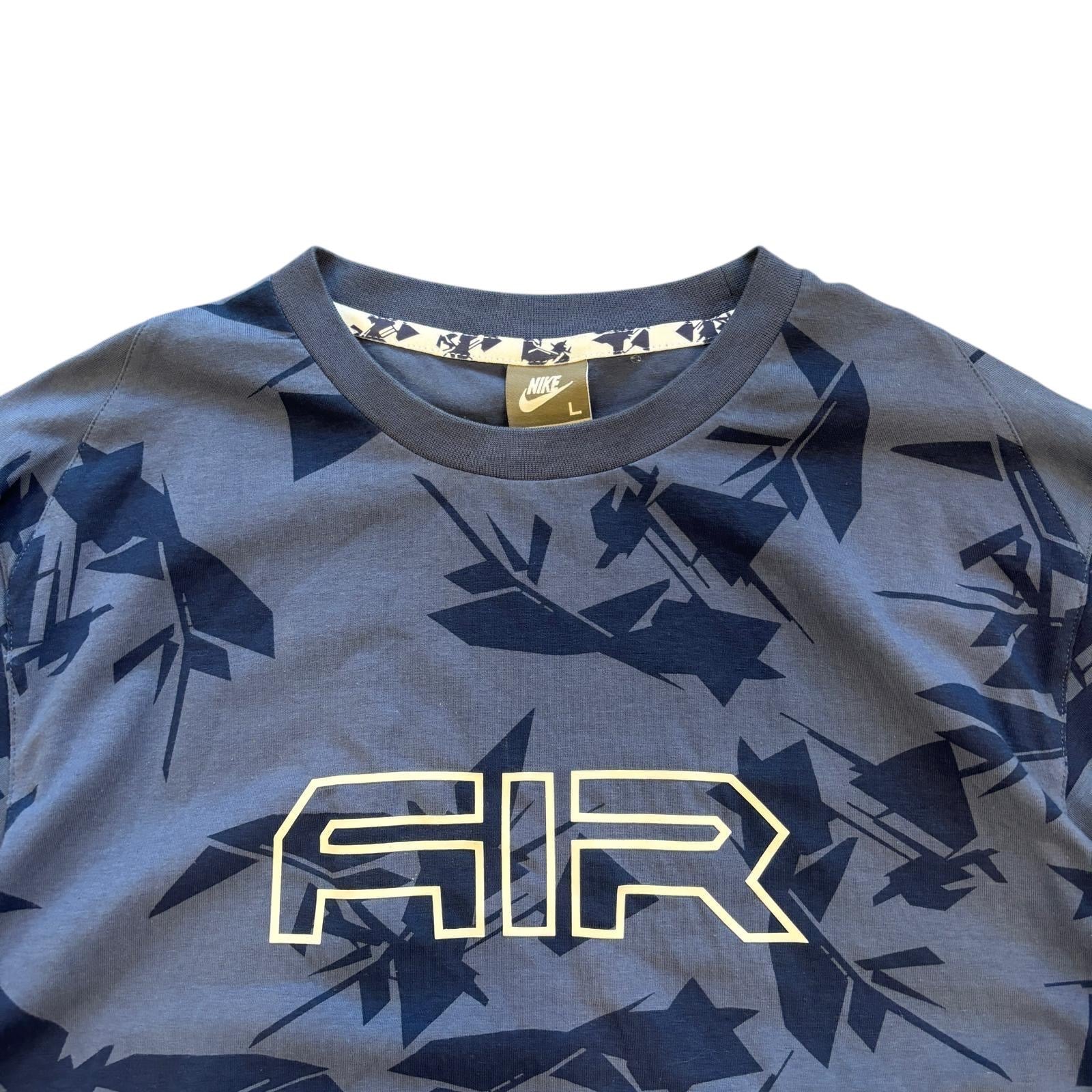 00s Nike Air Tshirt (L)