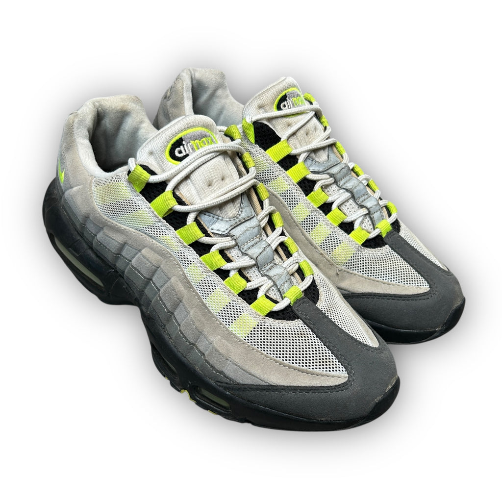 2015 Nike Air Max 95 OG Neon (7.5UK)