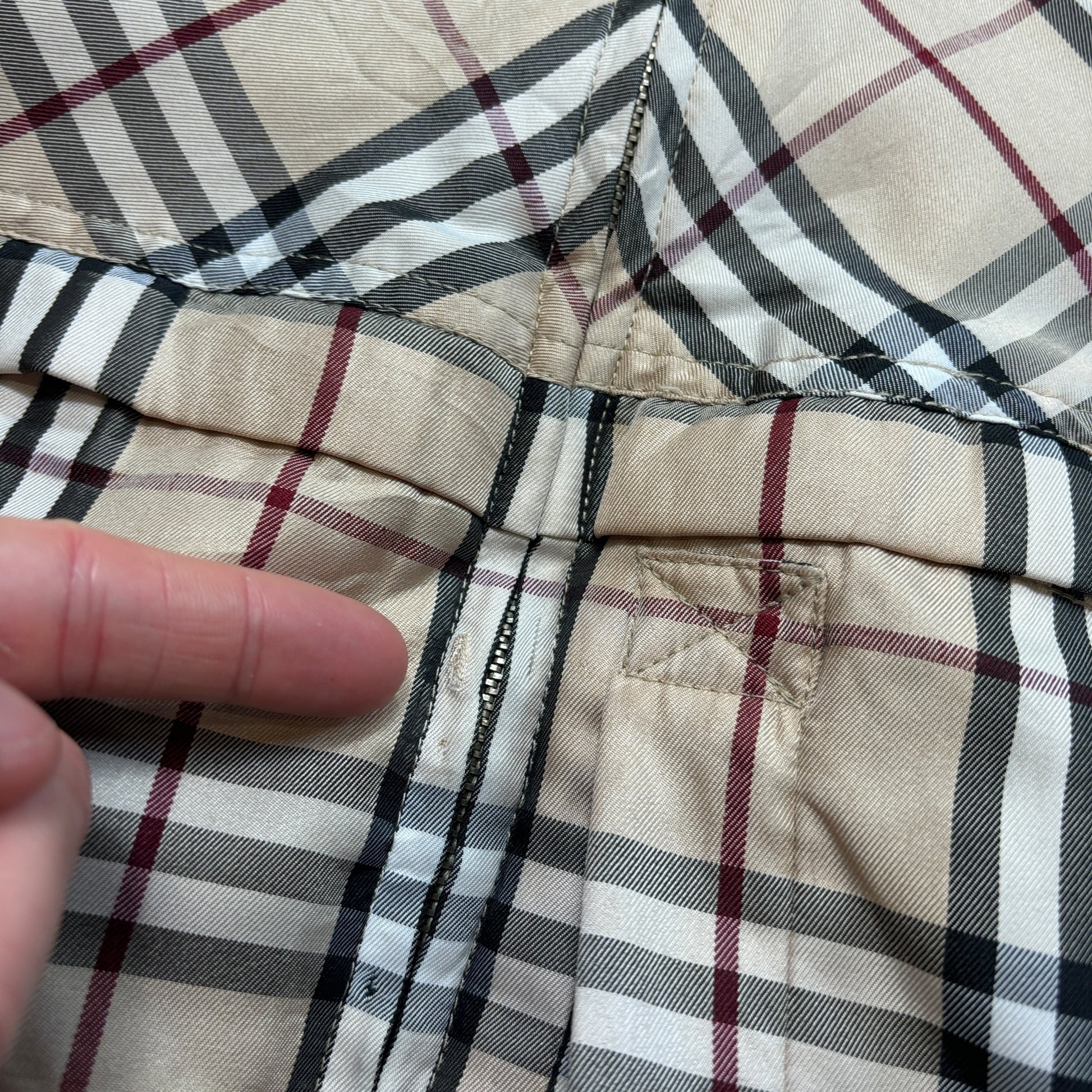 Reversible Burberry Jacket (L wmns)