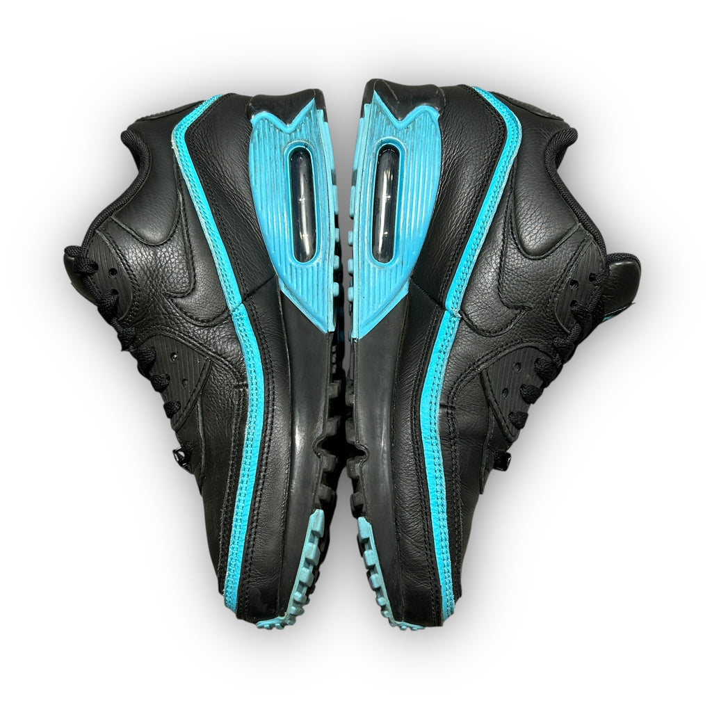Nike Air Max 90 Undefeated (8.5UK)