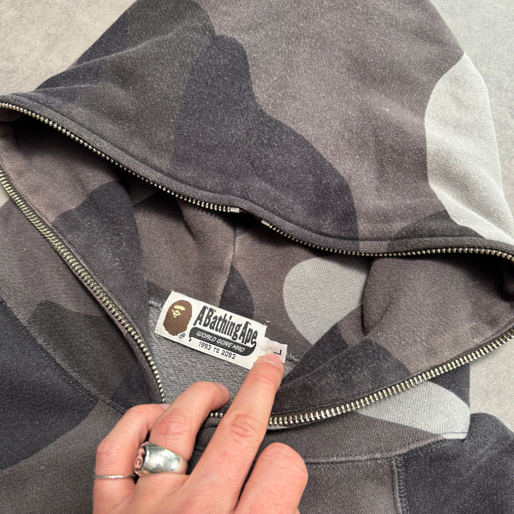 Bape Camo full Zip Hoodie (L)