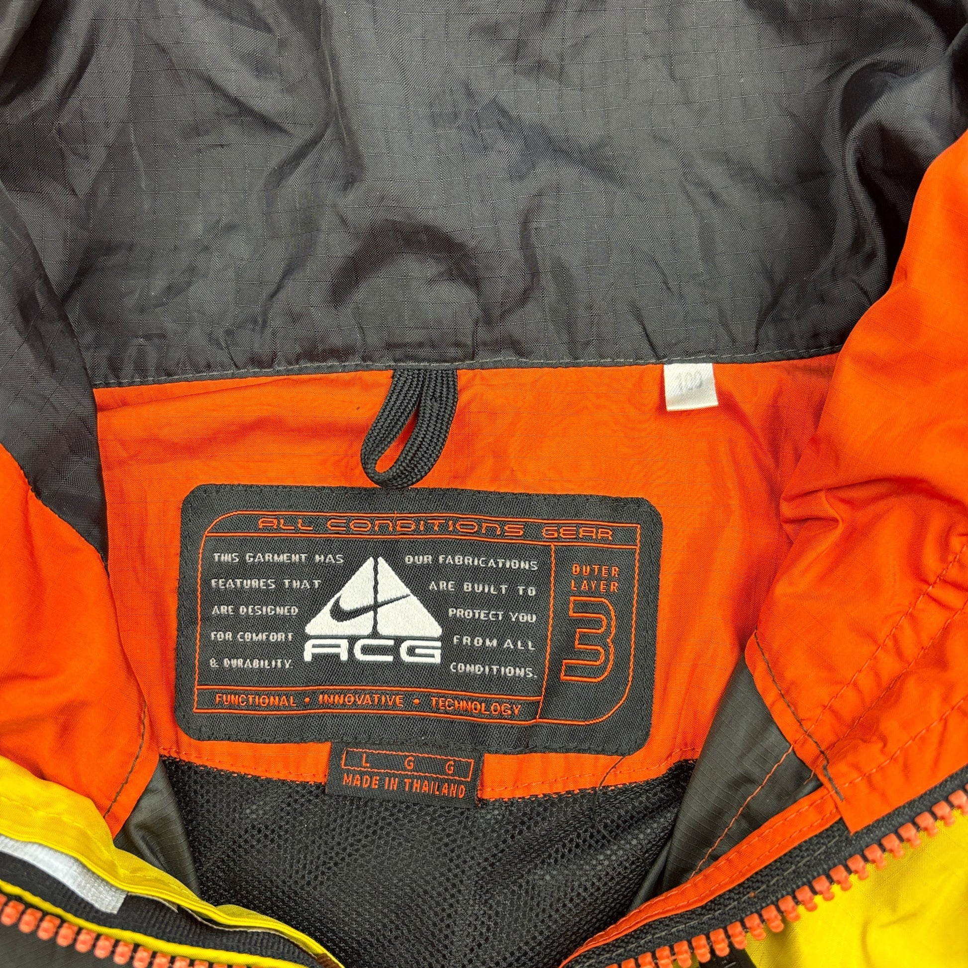 00s Nike ACG Jacket (L)