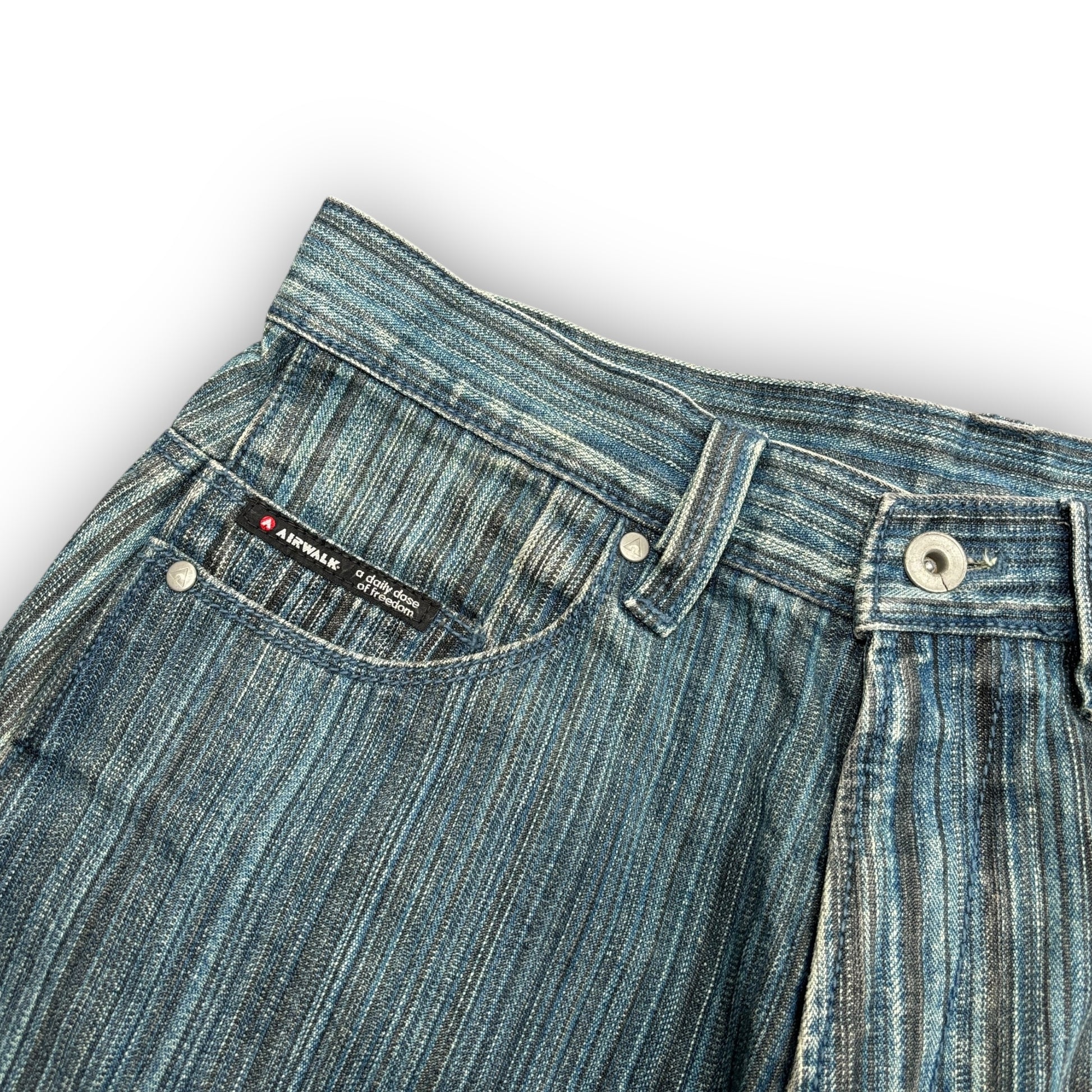 90s Airwalk Jorts (30")