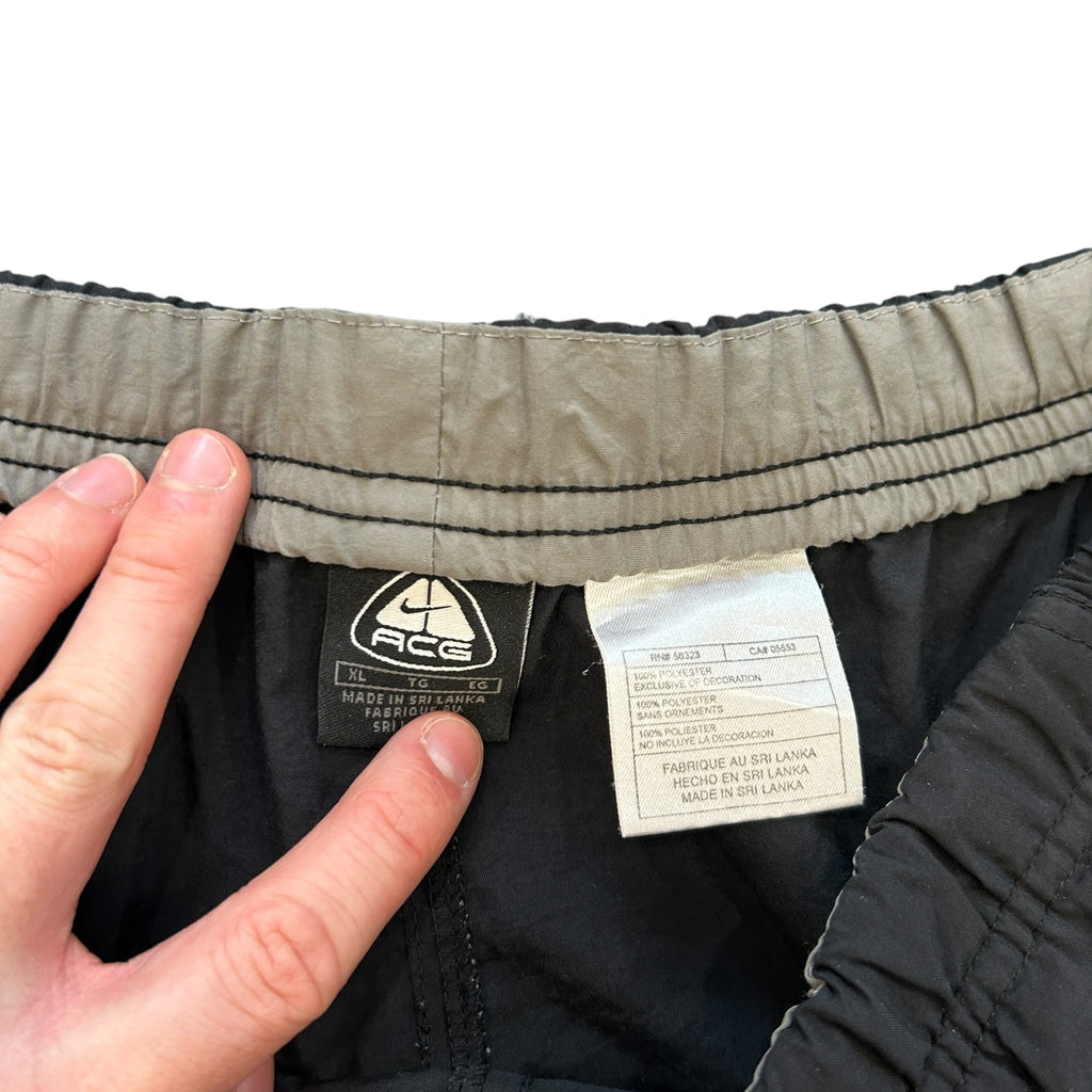 00s Nike ACG Baggy Track Pants (XL)