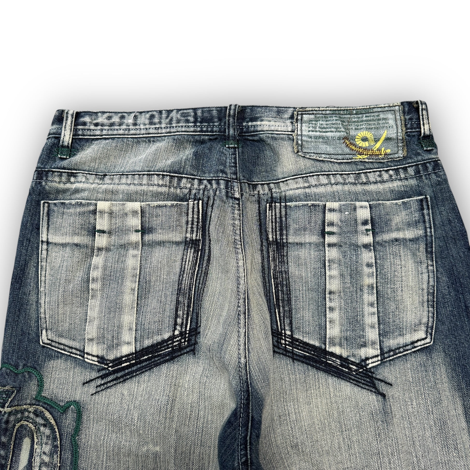 Akademiks Embroidered Jeans (36”)