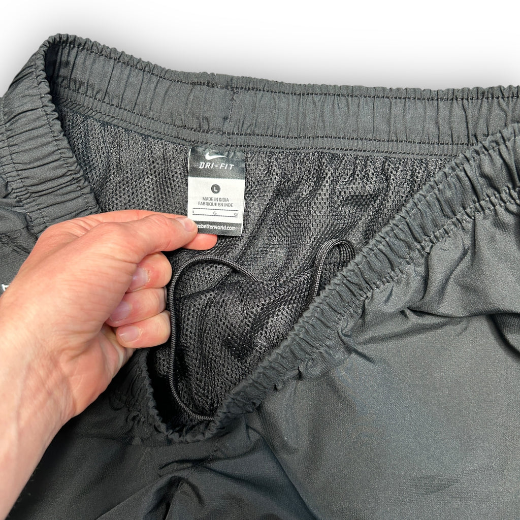 Baggy Nike Track Pants (L)
