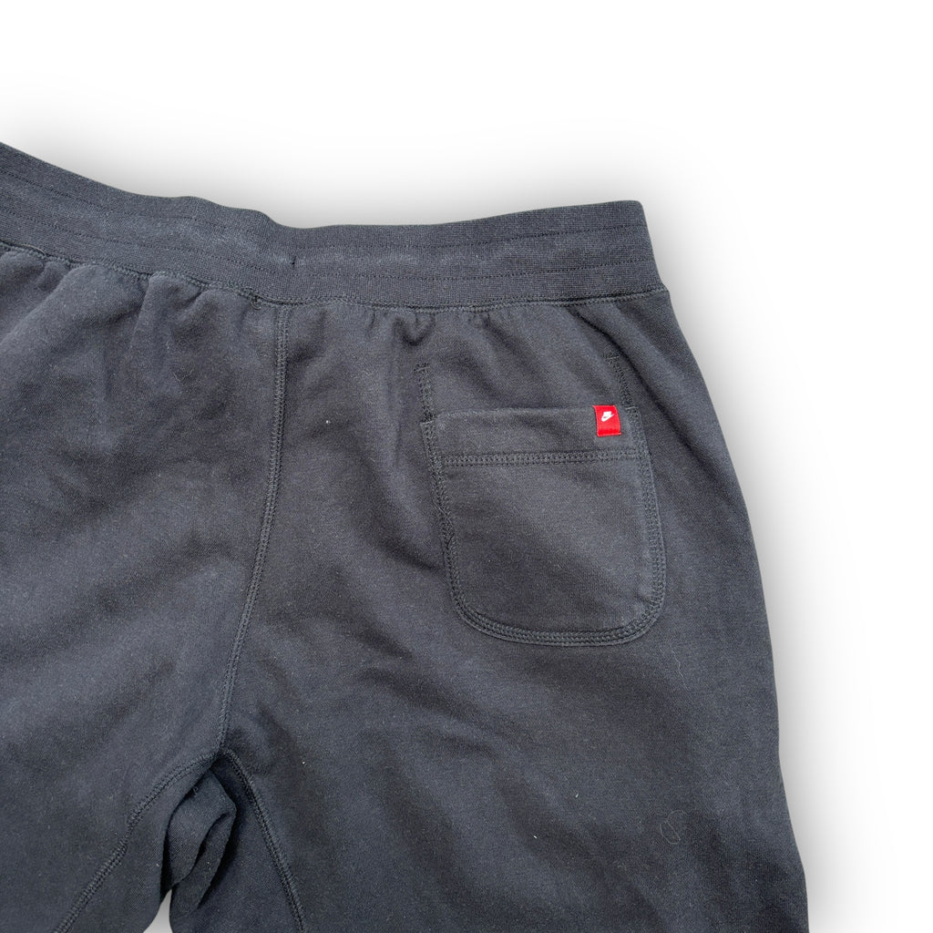 00s Black Nike Joggers (L)