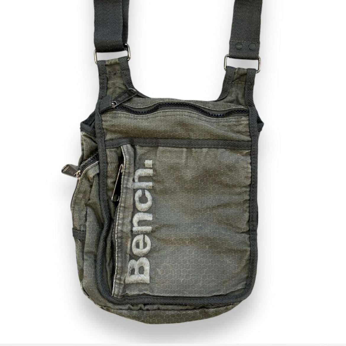 00s Bench Cross Body Bag