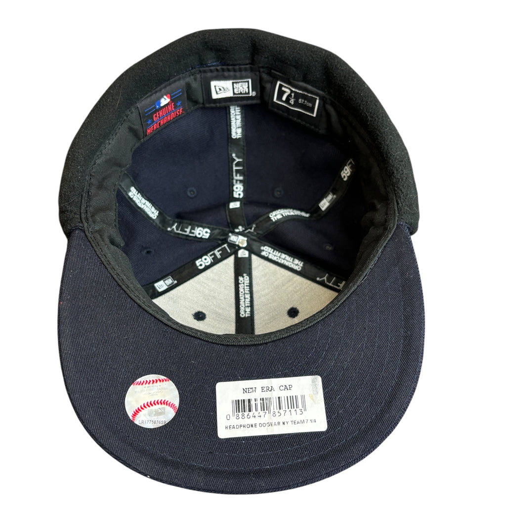 New Era Built-in Headphone Dog Ear Fitted Cap (7 1/4)