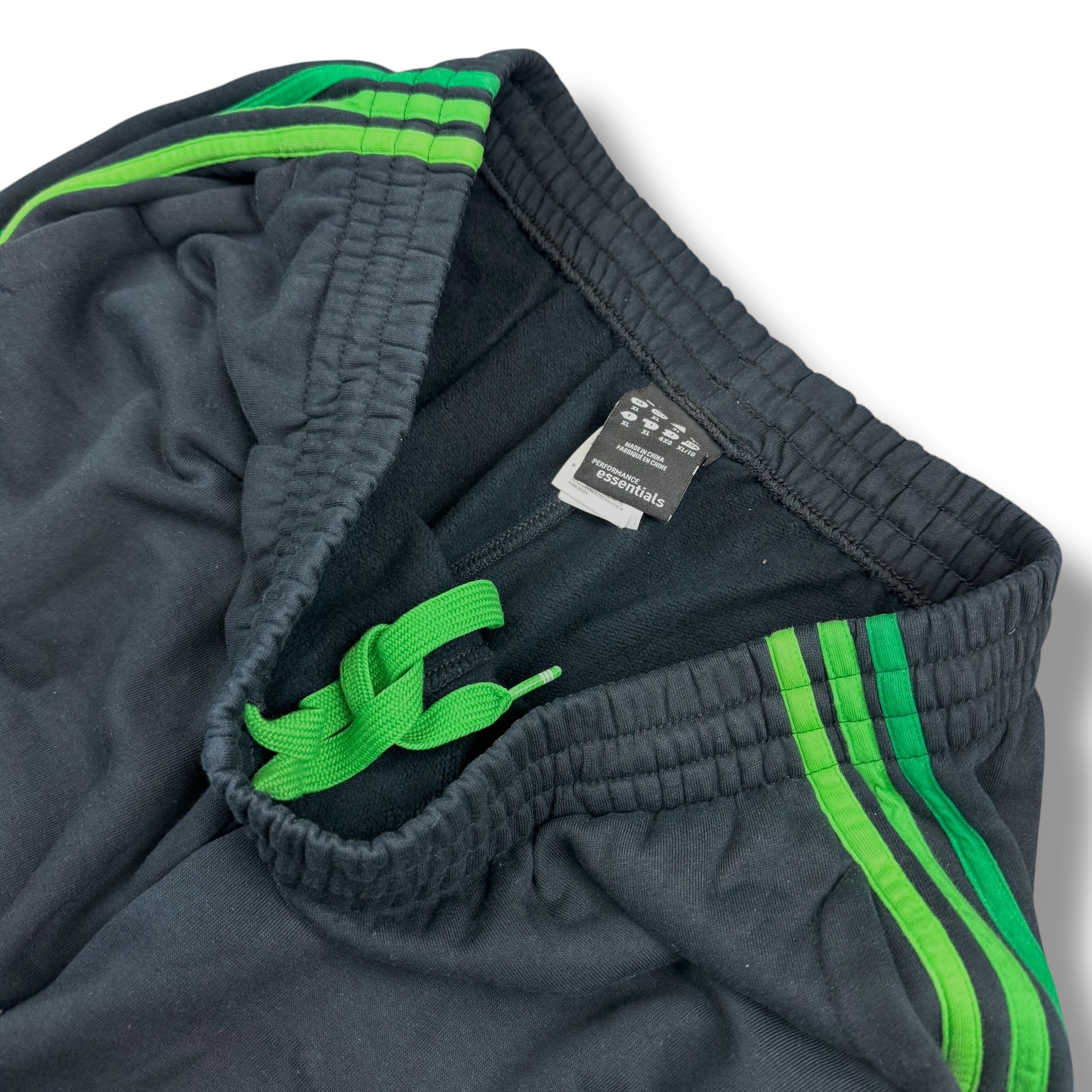 00s Adidas Essential Baggy Joggers (XL)
