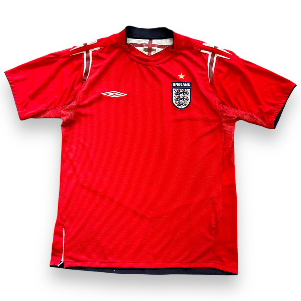 2004-06 England Away Shirt (M)