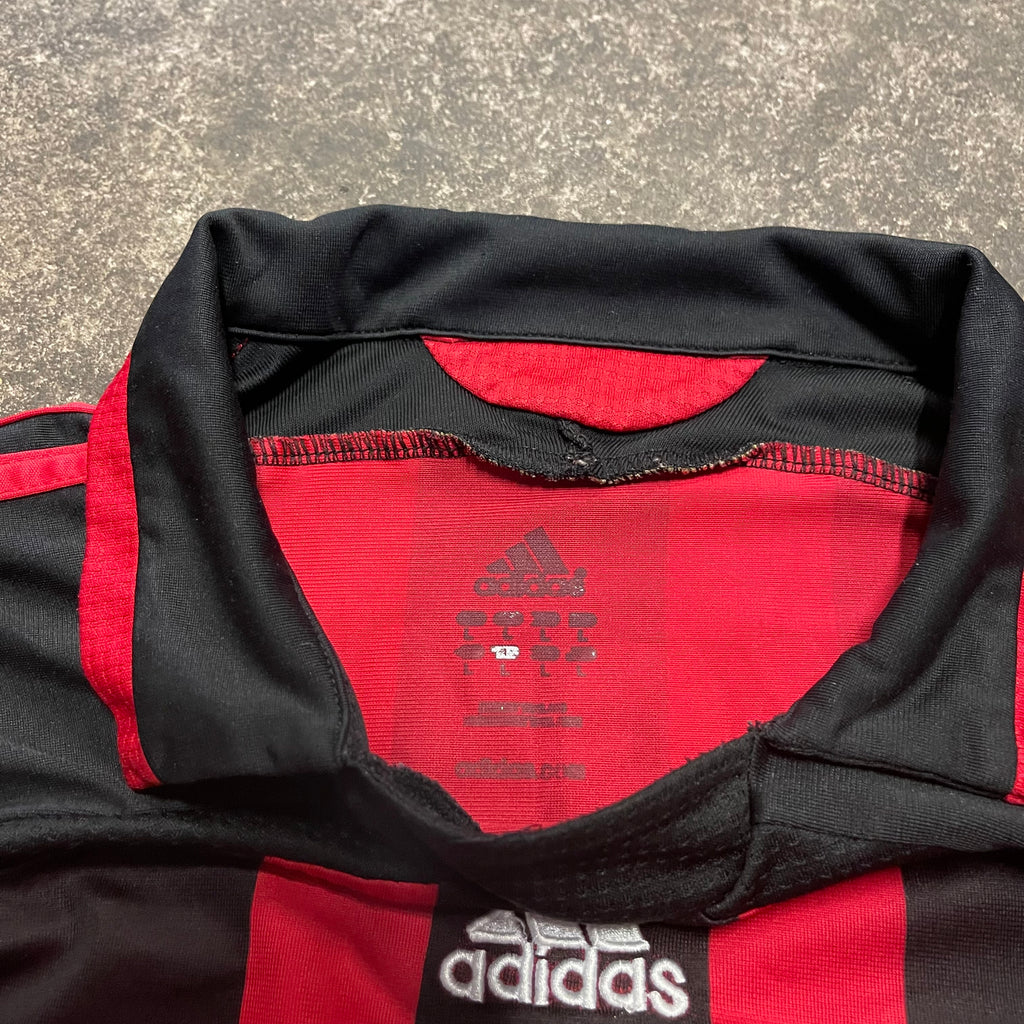 2006/07 AC Milan Home Football Shirt (#22 KAKA)