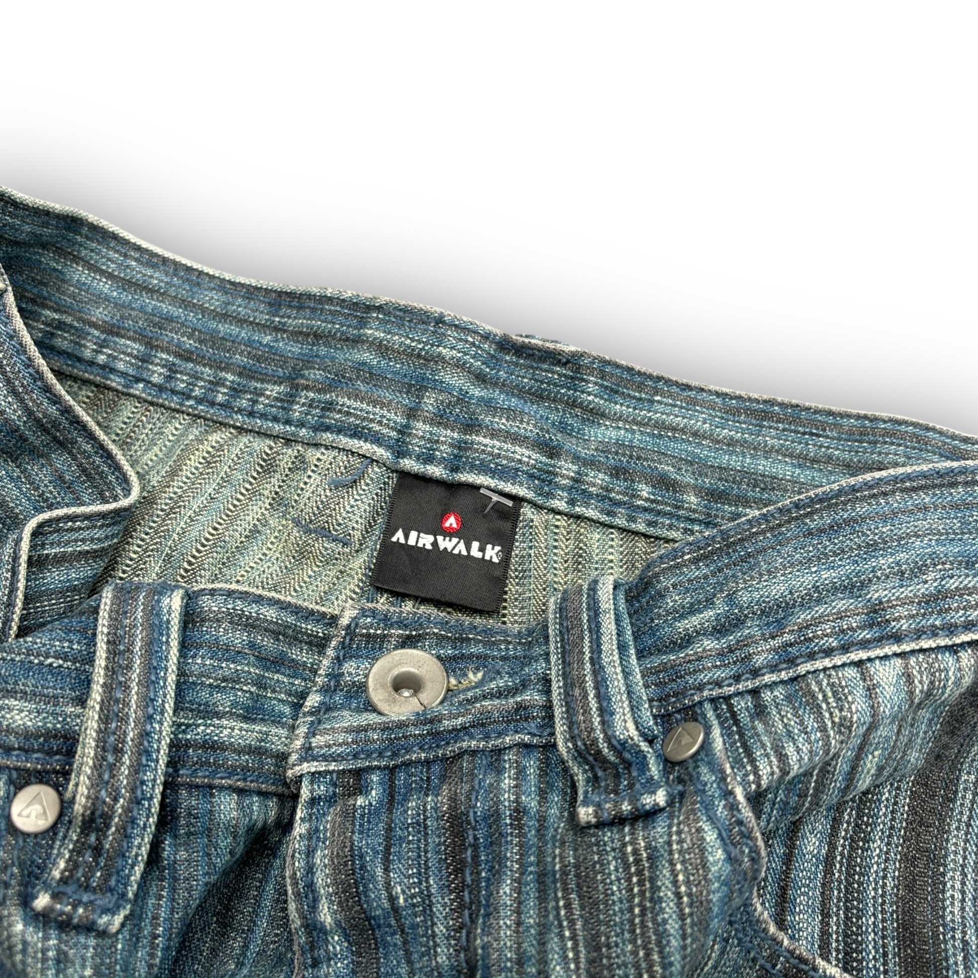 90s Airwalk Jorts (30")