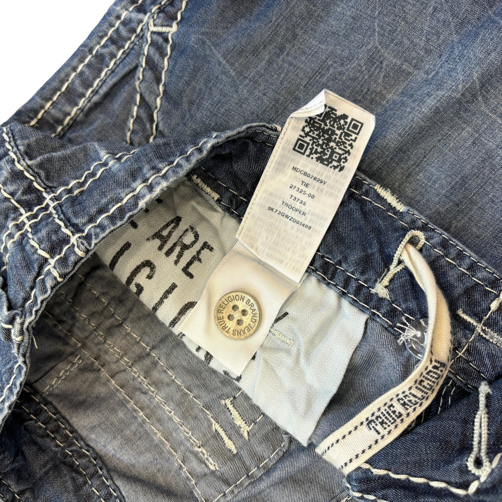 True Religion Contrast Stitch Shorts (34W)