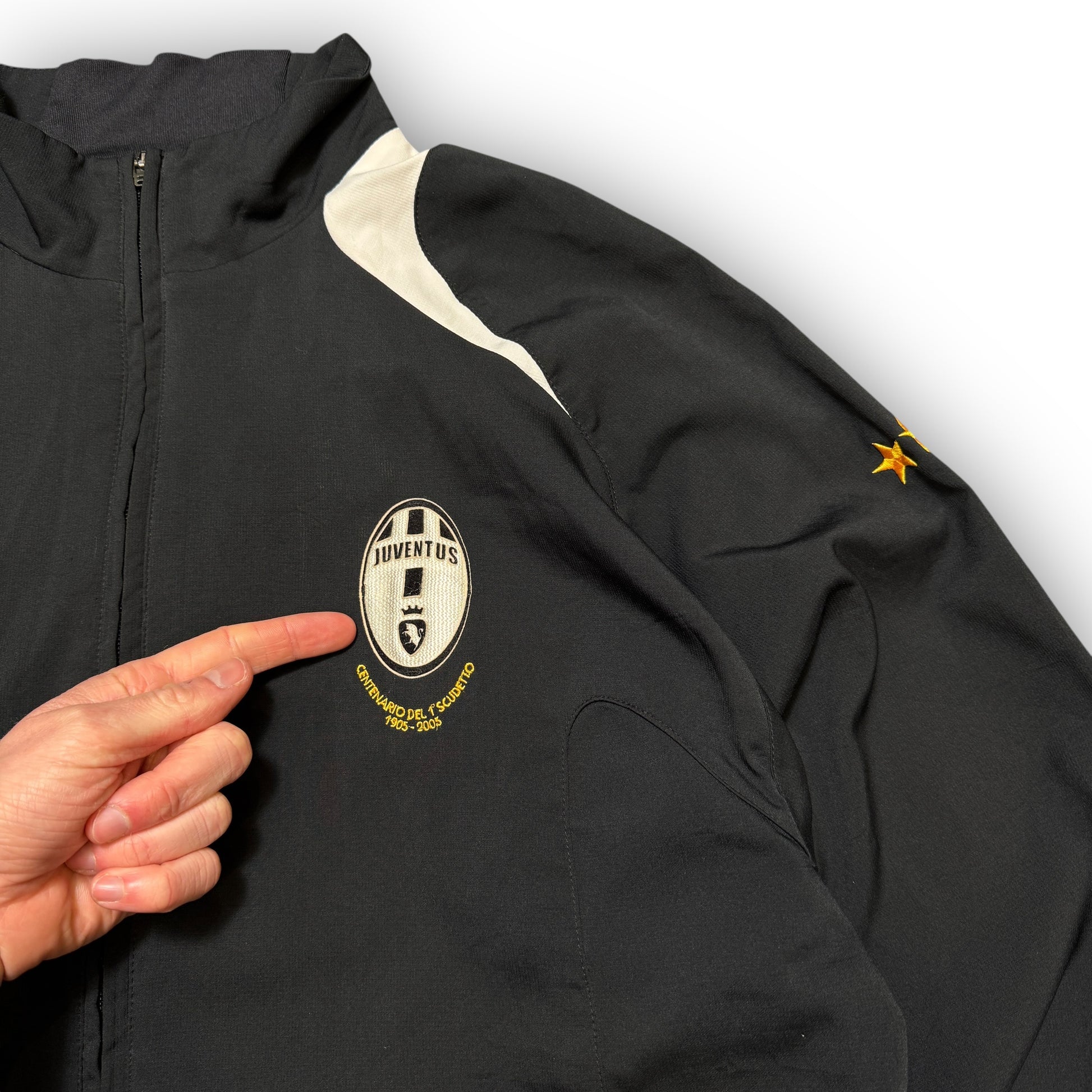 2005/06 Nike Juventus Track Jacket (XL)