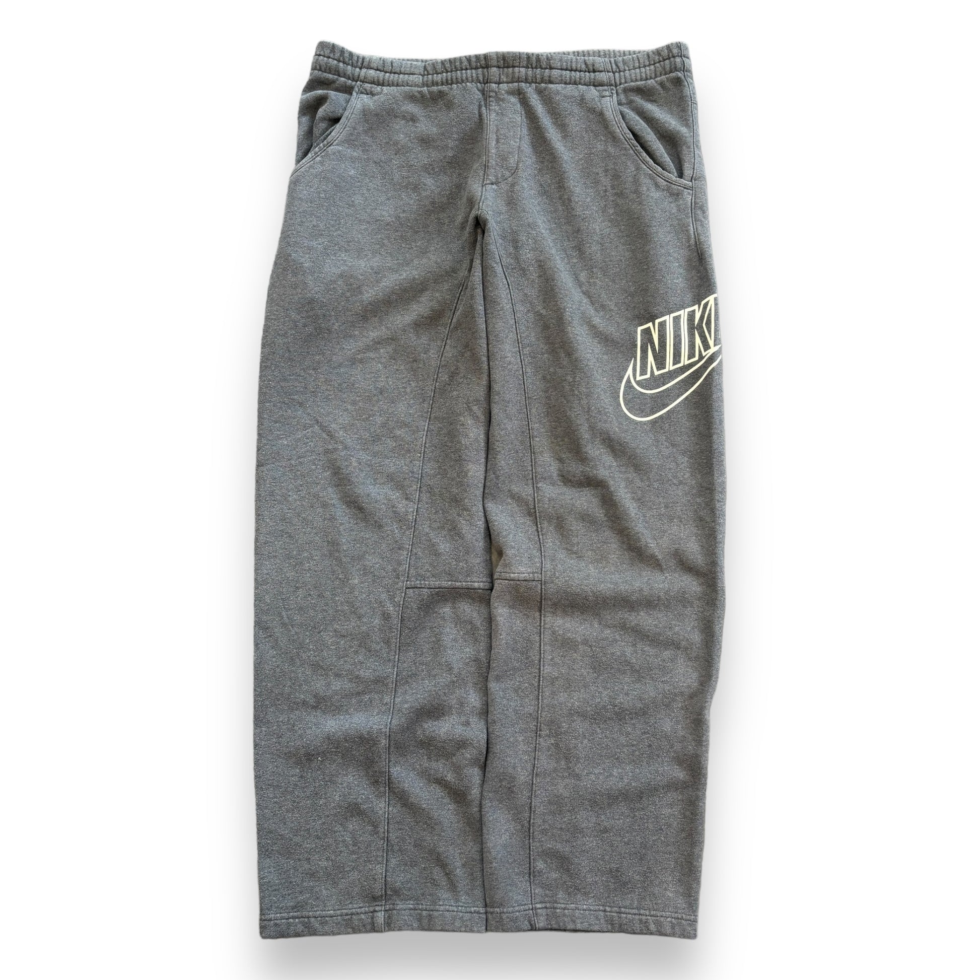 00s Baggy Nike Joggers (S)