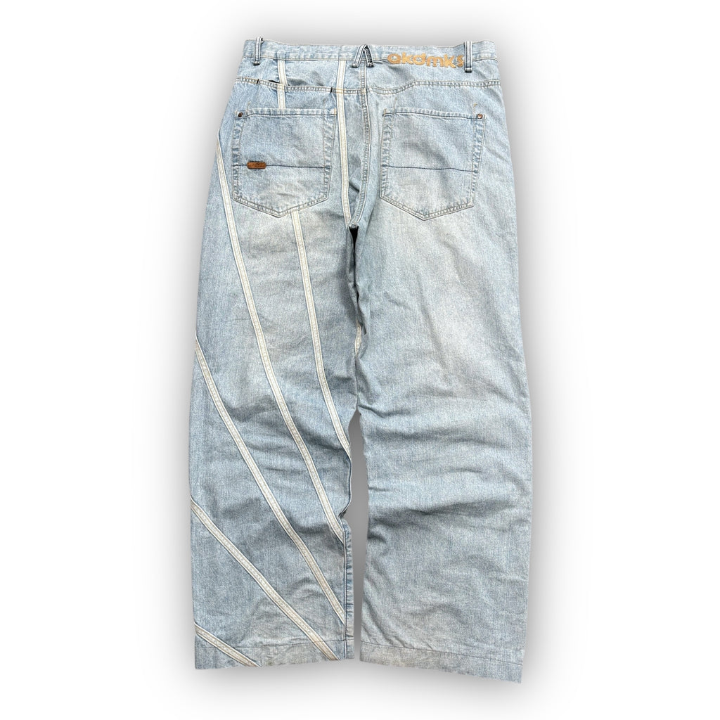 00s Akademiks Embroidered Baggy Jeans (36")