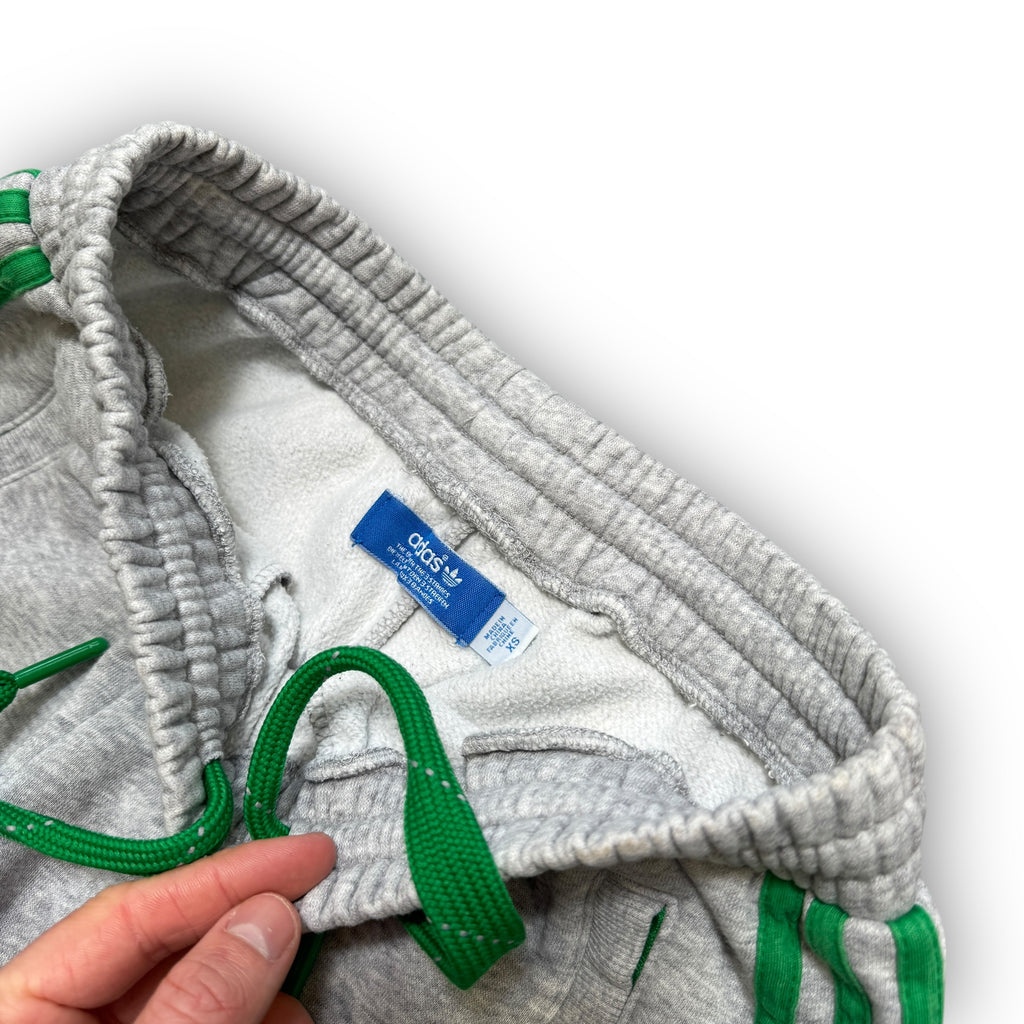 Adidas Essentials Joggers (XS)