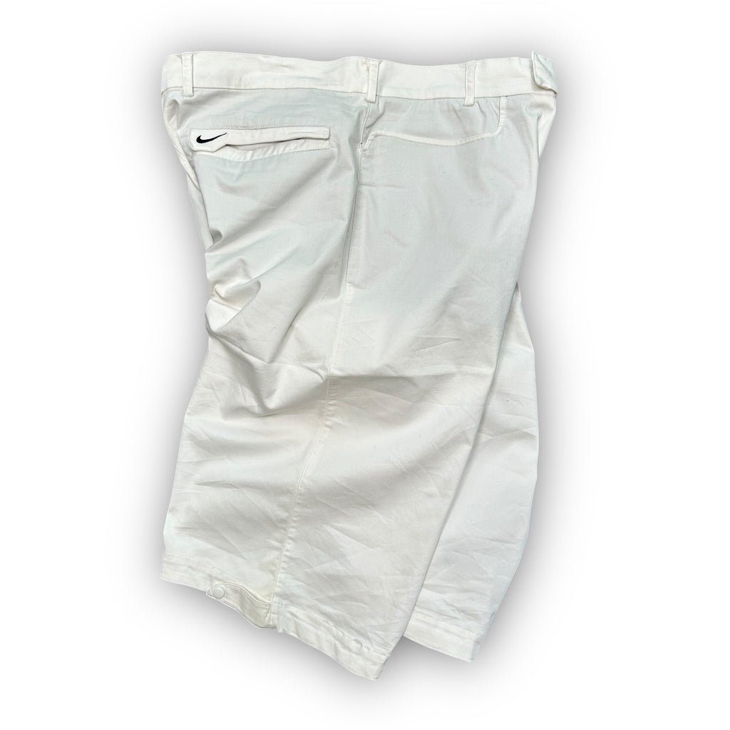 00s White Nike Golf Shorts (34")